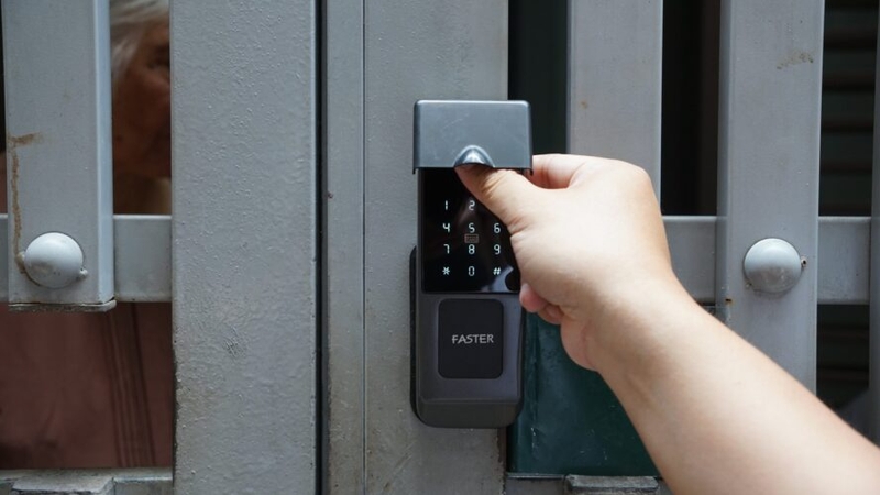 tieu chi chon mua khoa dien tu cho cua cong