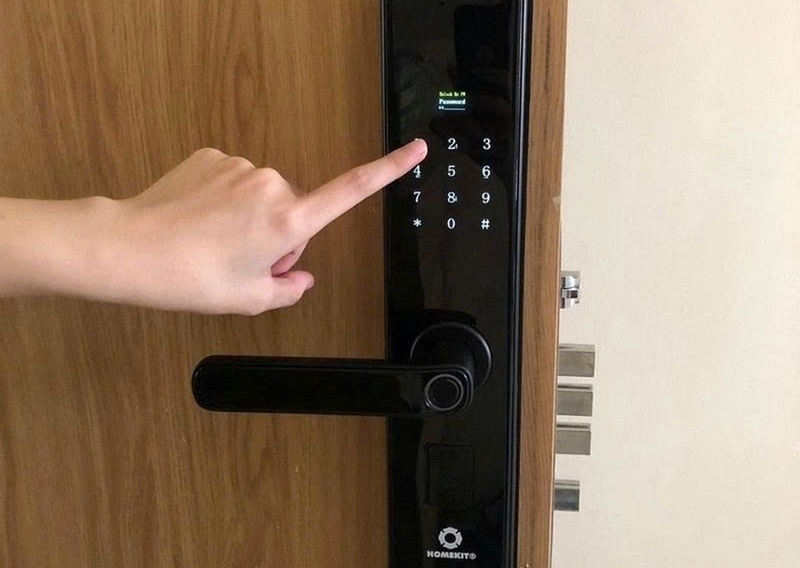 khóa vân tay không nhận vân tay ảnh 1