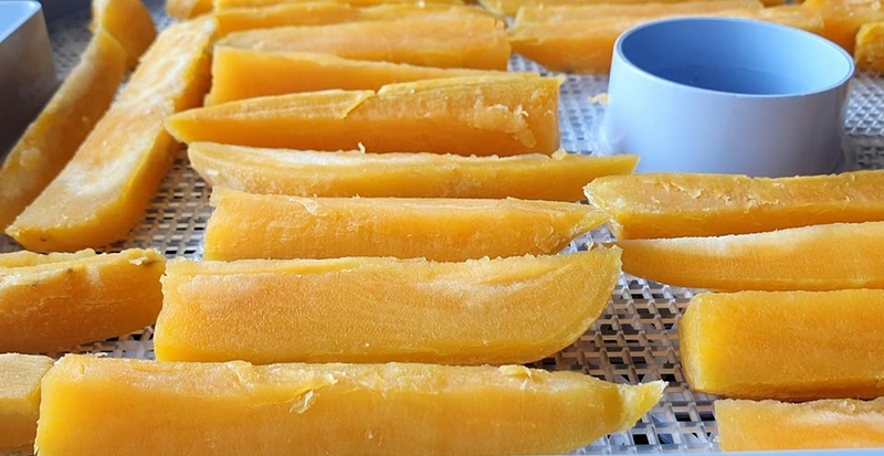 Cách làm khoai lang sấy dẻo - 08