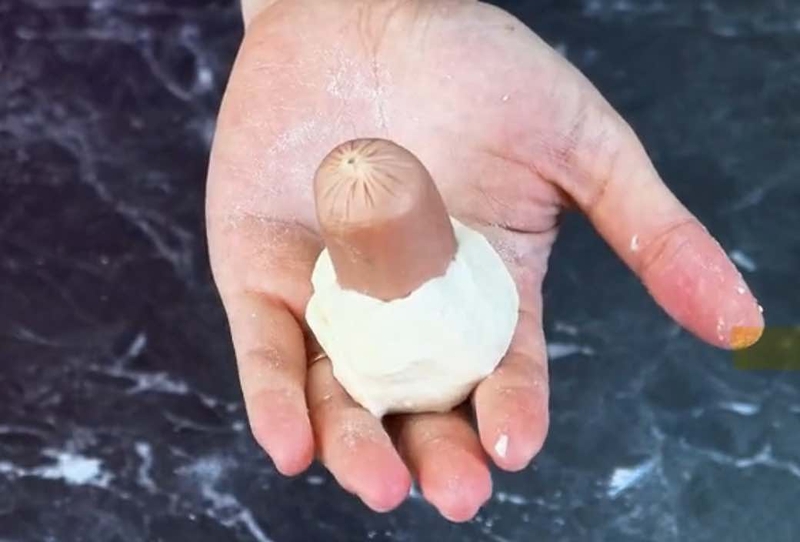 Trộn bột và tạo hình
