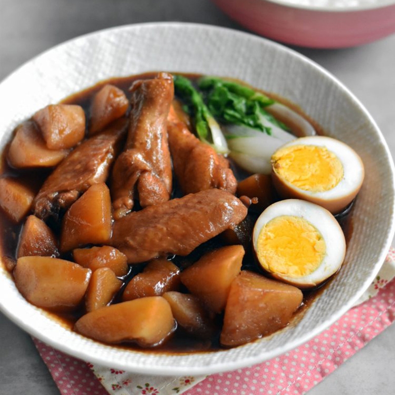 Khoai tây om thịt gà - 01