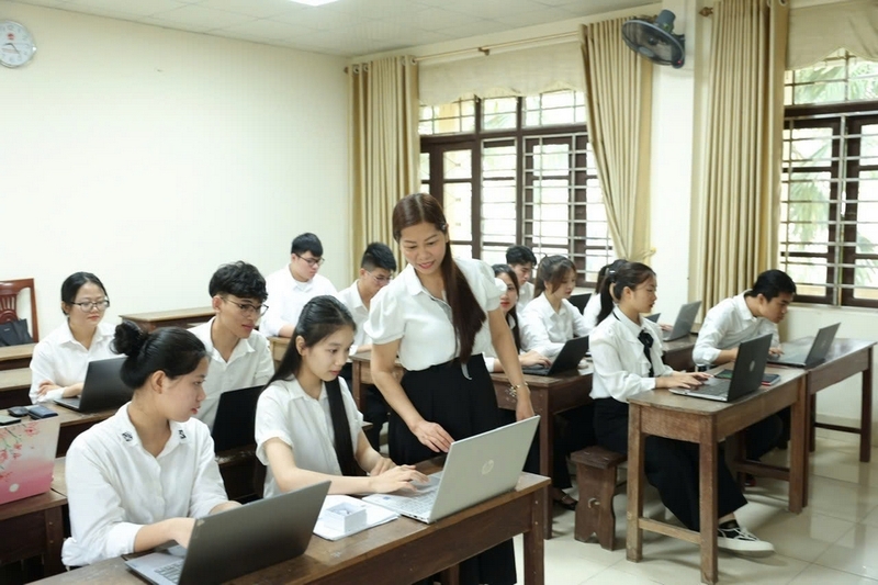 Khối AH4 gồm những ngành nào? Trường nào ảnh 1