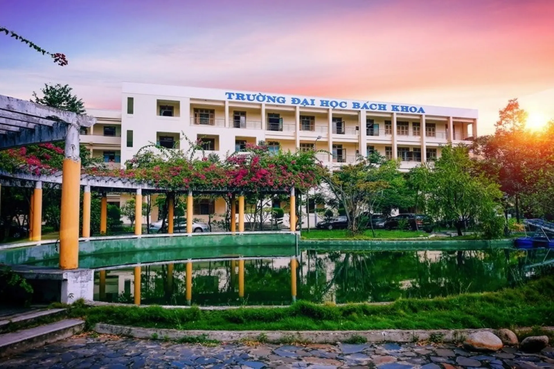 Khối C01 gồm những trường nào 3