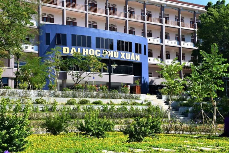 dai hoc mien trung tuyen sinh khoi d03