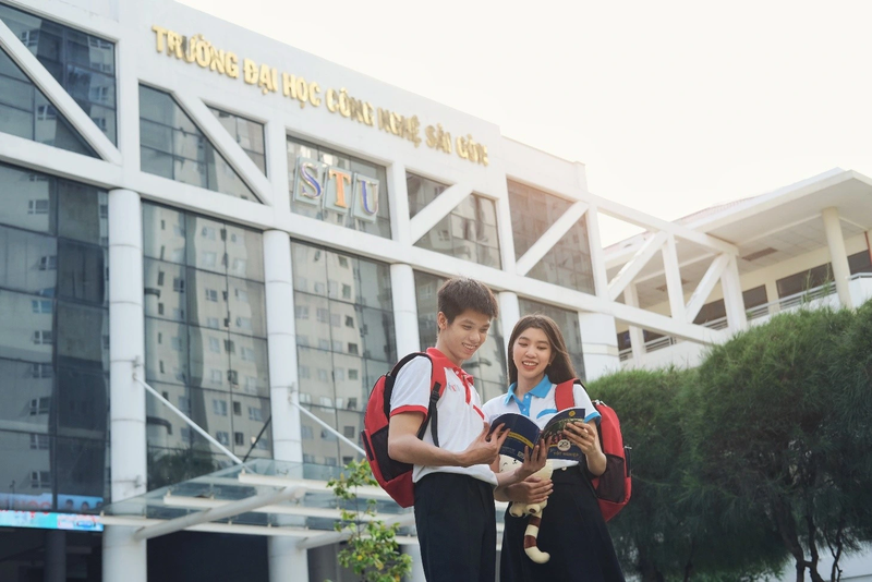 dai hoc mien nam tuyen sinh khoi d03