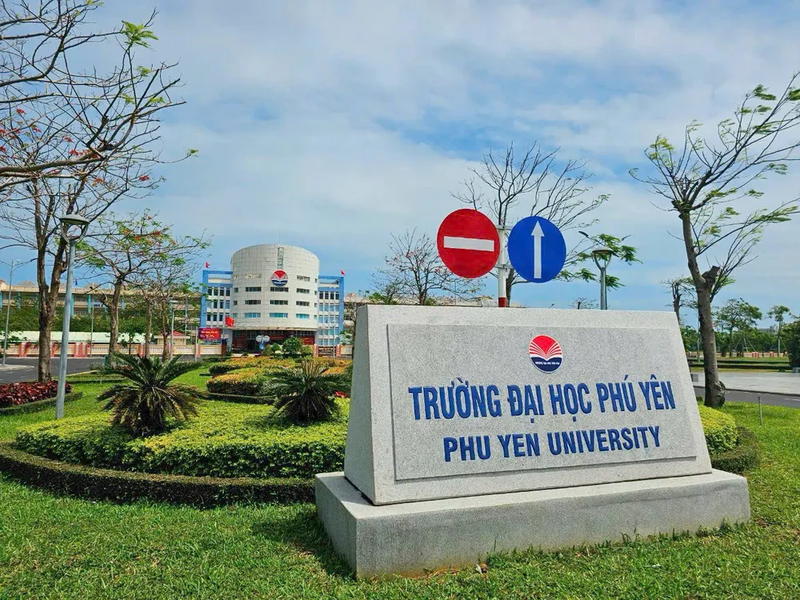 dai hoc phu yen