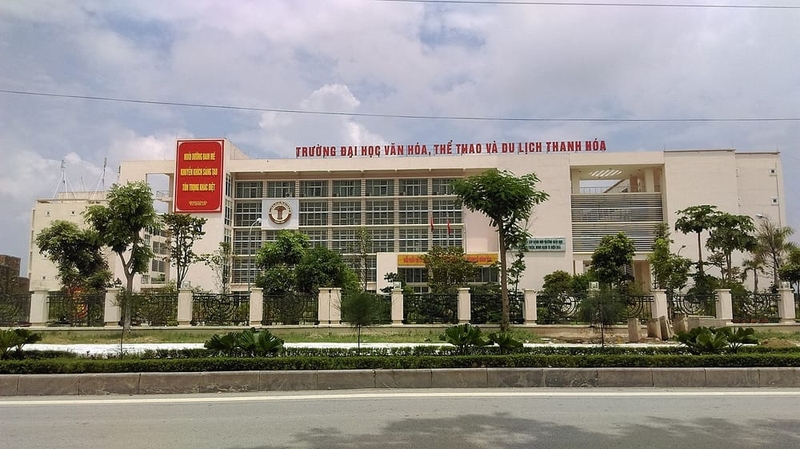 truong dao tao khoi n00 mien trung