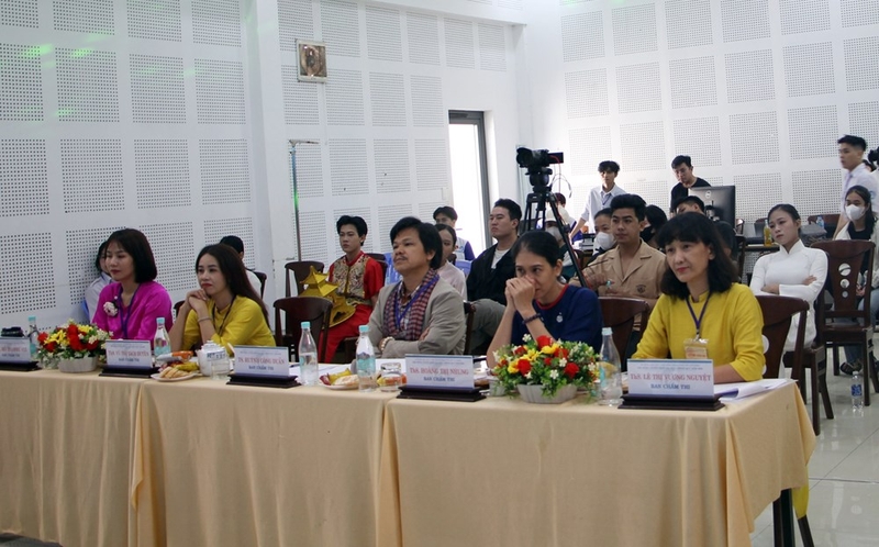 Khối R01 gồm những môn nào? ngành nào - Hình 10