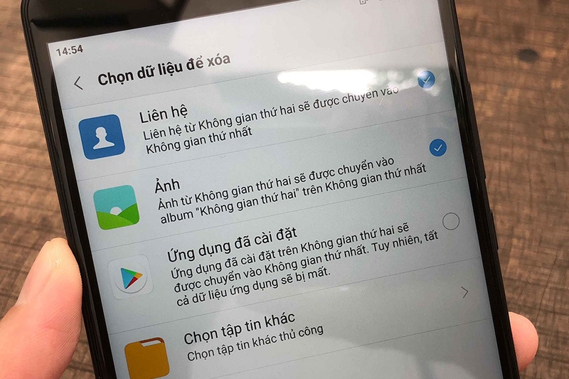 Nguyên lý hoạt động của không gian thứ 2 dựa trên việc tạo ra các container ảo hóa