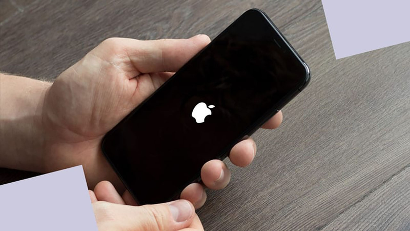 không khởi động được iPhone 1