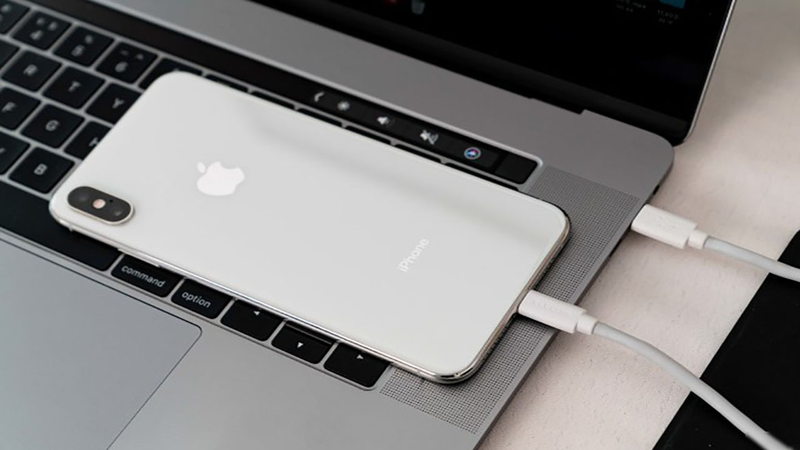 không khởi động được iPhone 5