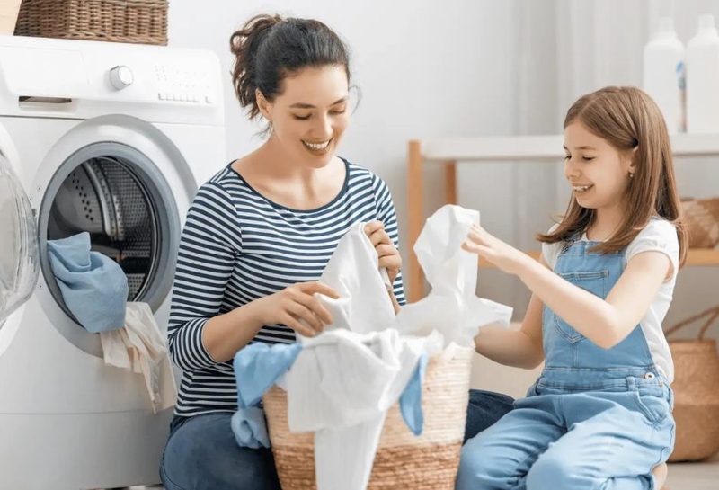 Dùng túi hút ẩm hoặc than hoạt tính khi không sử dụng