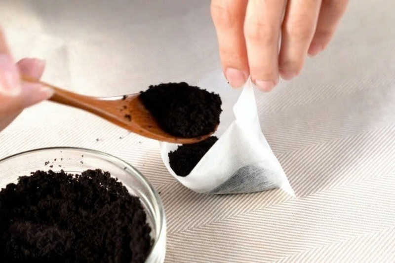 Khử mùi tủ lạnh bằng bã cà phê ảnh 4
