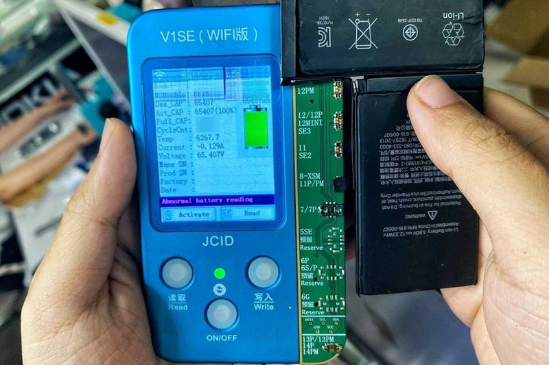 Kích pin iPhone - 11