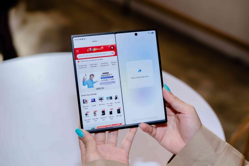 So sánh kích thước Galaxy Z Fold8 Ultra với các đối thủ & thế hệ tiền nhiệm