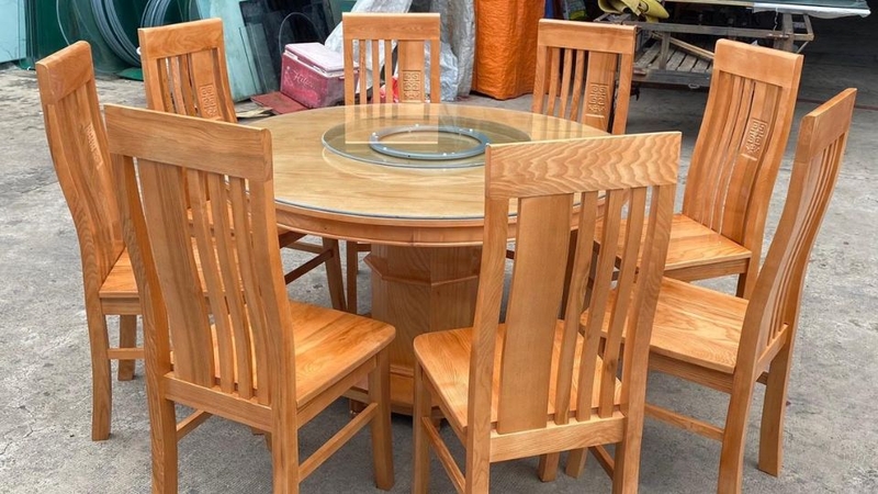 Tổng quan về b&agrave;n ăn tr&ograve;n 8 ghế trong kh&ocirc;ng gian nội thất