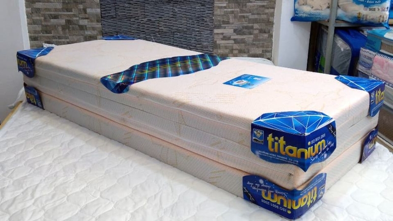 Nệm cao su bông gấp 3 Titanium Kim Cương