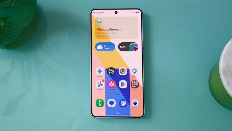 Chi tiết so sánh OPPO Find N6 và Samsung S26 (7)