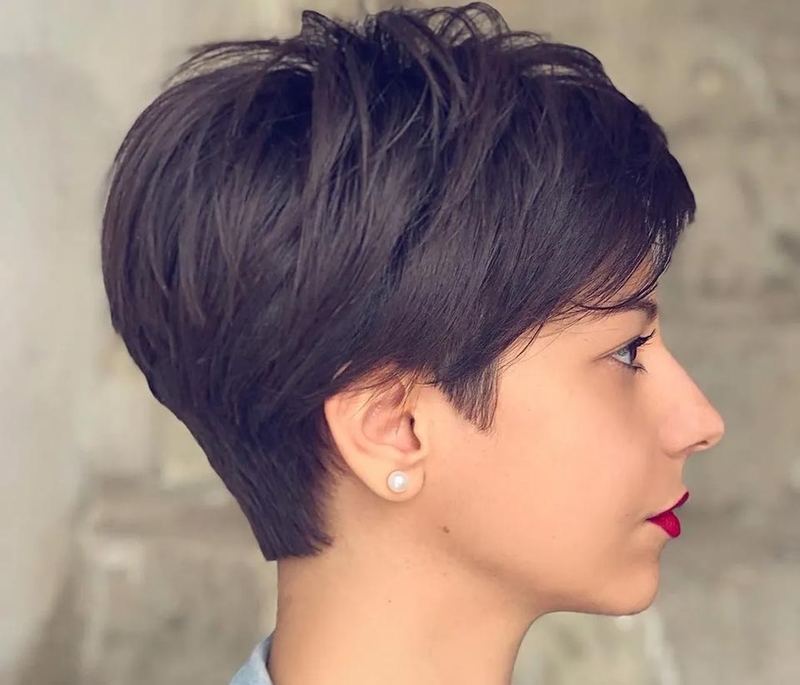 Kiểu tóc cho mặt tròn - 11