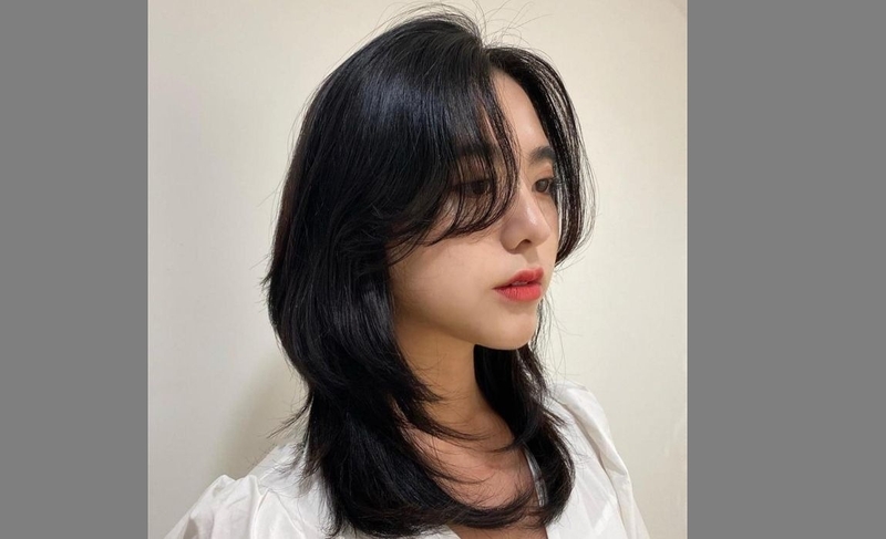 kiểu tóc ngắn ngang vai mặt tròn hình 7