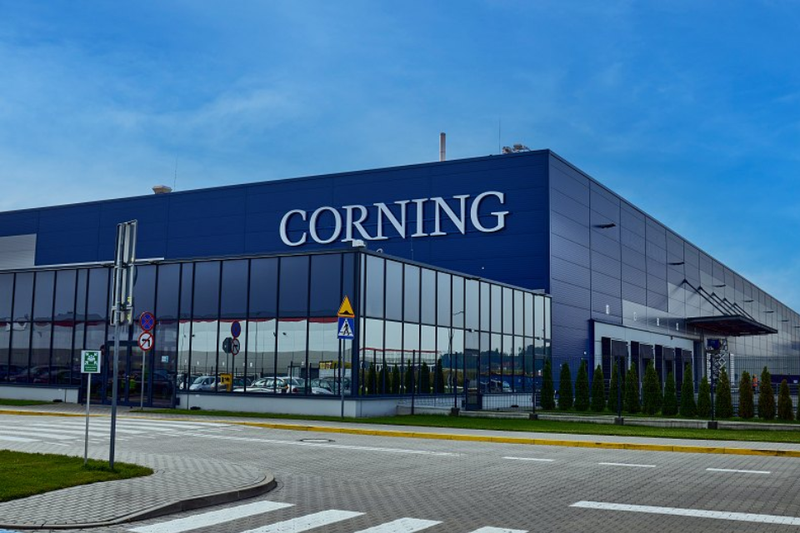 Kính cường lực Gorilla Glass Victus 2 (1)
