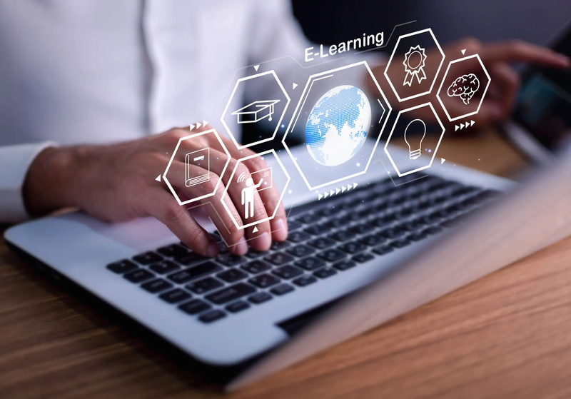 Học qua tài nguyên trực tuyến