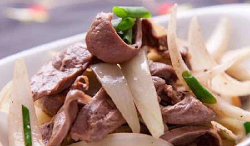 Lá mía heo là gì? Gợi ý cách làm một vài món ăn từ lá mía heo thơm ngon ...