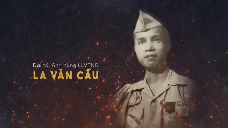 La Văn Cầu được phong tặng danh hiệu gì?