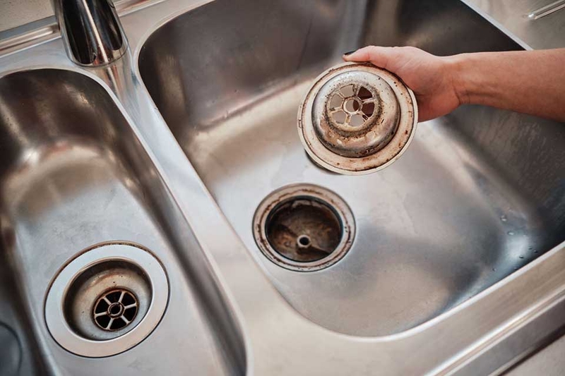 Cách làm sạch lọc rác, bồn rửa inox - 05