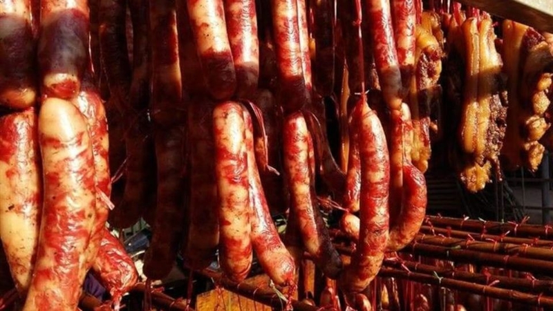 Nguồn gốc của lạp xưởng gác bếp