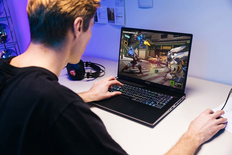 Laptop 17 inch - 03