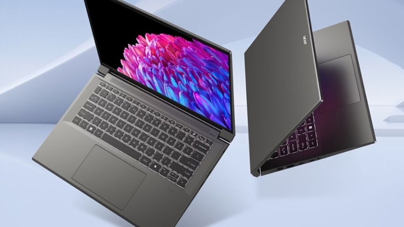 Laptop Acer vỏ nhôm 1
