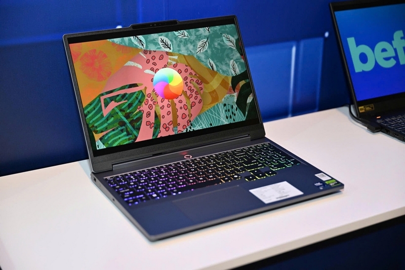 laptop Core Ultra 3 ảnh 2