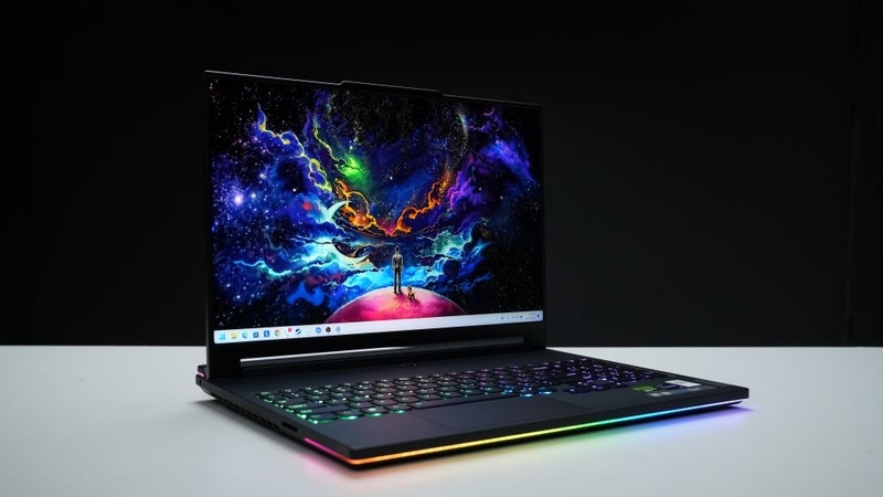 laptop Lenovo Legion cấu hình cao nhất hình 2