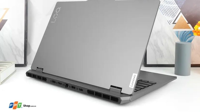 Lenovo Gaming LOQ - 15IAX9