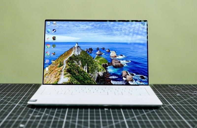 laptop Windows đáng mua hơn Macbook ảnh 1