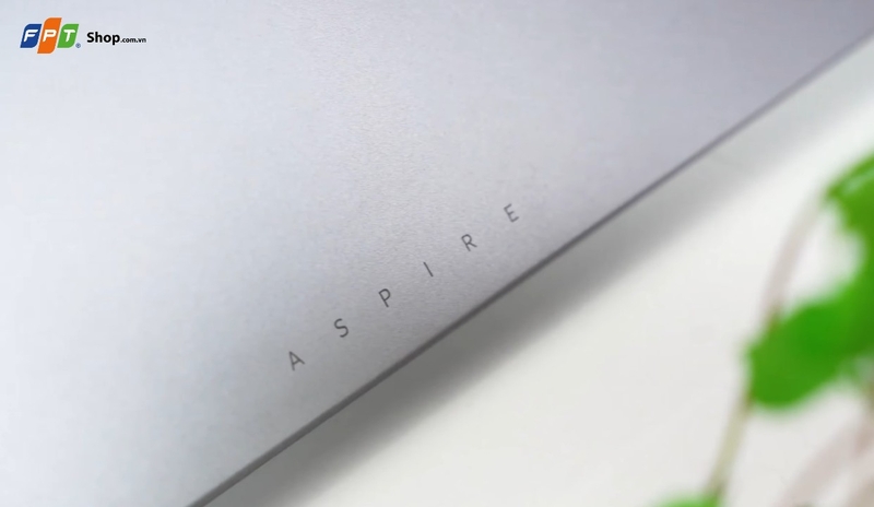 Laptop - Acer Aspire 2