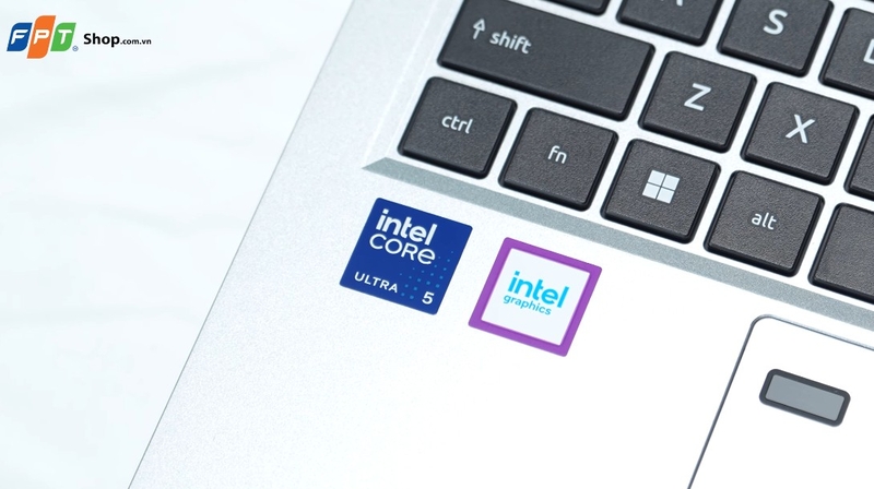 Laptop - Acer Aspire 15