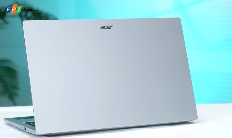 Laptop - Acer Aspire 6