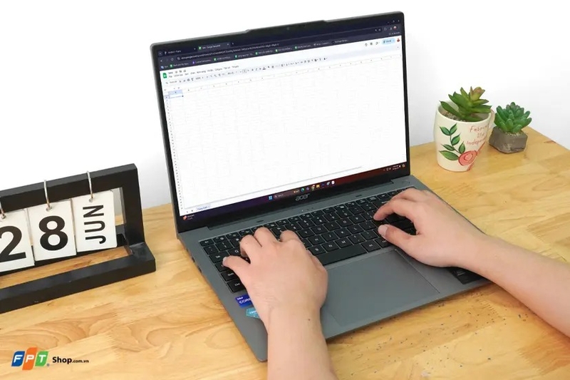 laptop Acer cho sinh viên tốt nhất 2025 (hình 2)