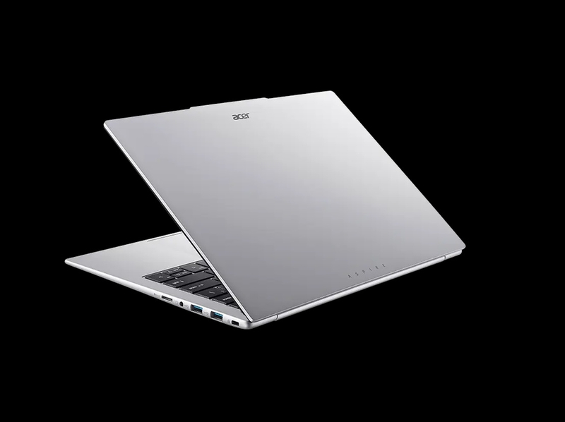 laptop Acer màu trắng 3
