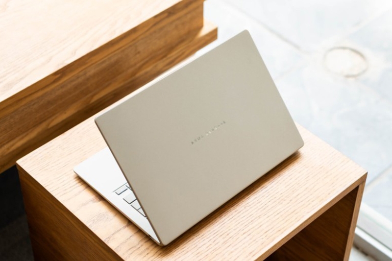 Laptop AI đáng mua 2026 1