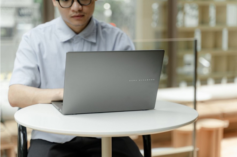 Top laptop ASUS mỏng nhẹ dành cho học sinh, sinh viên 2