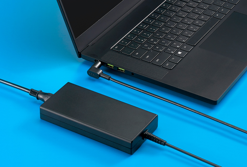 laptop-bi-giat-dien-1.png