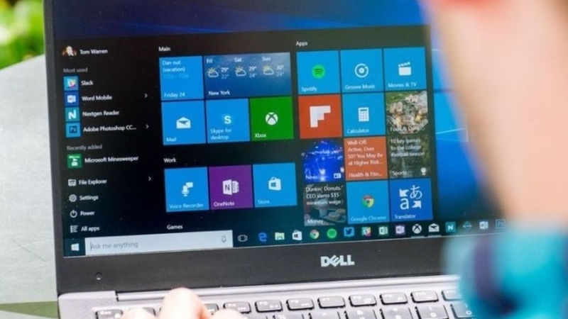 laptop bị tụt pin nhanh khi mới mua 1