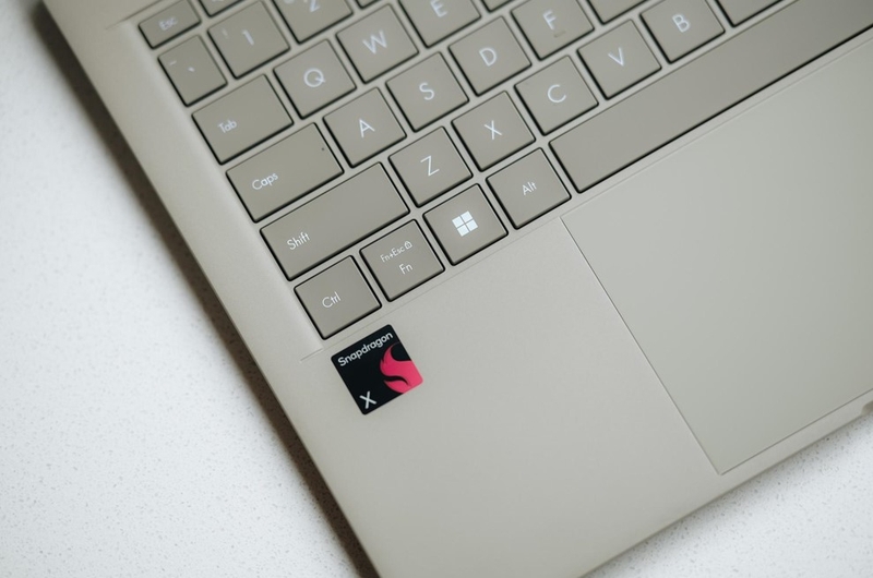 Laptop chip Snapdragon khác gì Intel và AMD? - hình 1