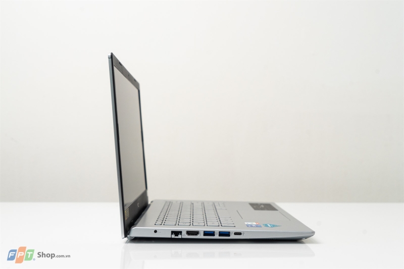 Laptop Acer Aspire 5 A514-54-5127 i5 1135G7 sở hữu vi xử lý Intel Core i5 thế hệ 11 kết hợp cùng đồ họa Intel Iris Xe