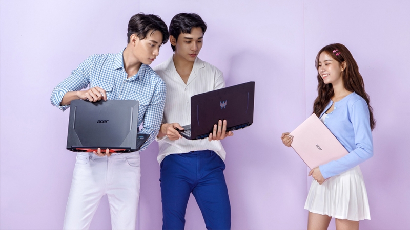 Sinh viên Quan hệ quốc tế nên cân nhắc nhiều yếu tố để chọn laptop phù hợp