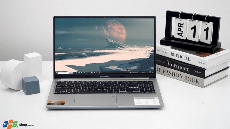 Laptop Asus Vivobook 16 X1605ZA-MB193W i3 1215U/8GB