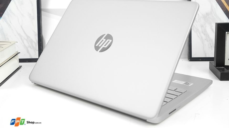 Laptop HP 14s-dq5121TU i3 1215U/8GB